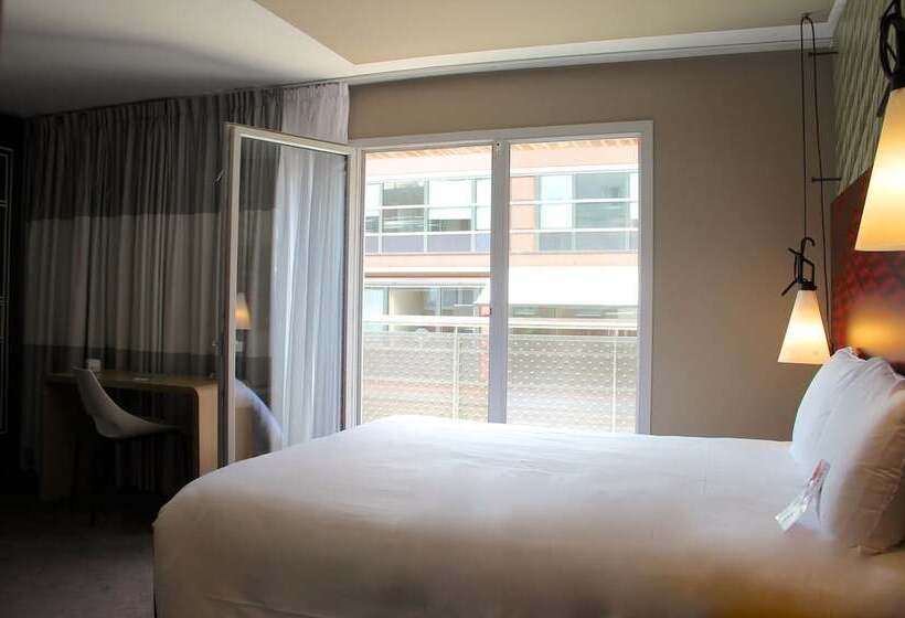 Номер Стандарт, Ibis Lille Centre Grand Palais