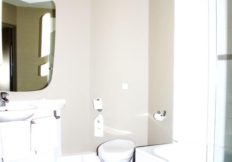 Номер Стандарт, Ibis Lille Centre Grand Palais