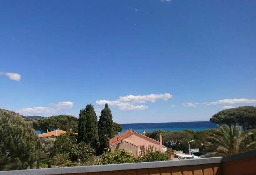 اتاق استاندارد با چشم‌انداز دریا, La Bastide