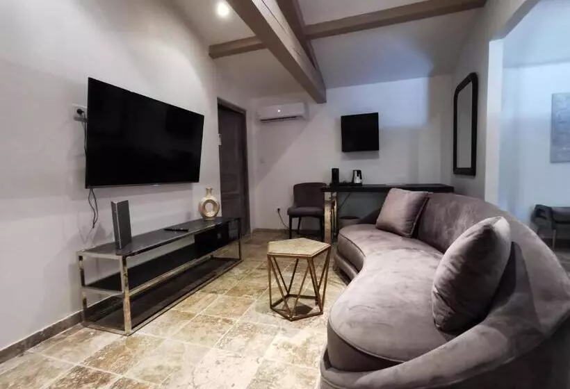 Suite with Pool, La Villa Dune, Hôtel & Spa Nuxe