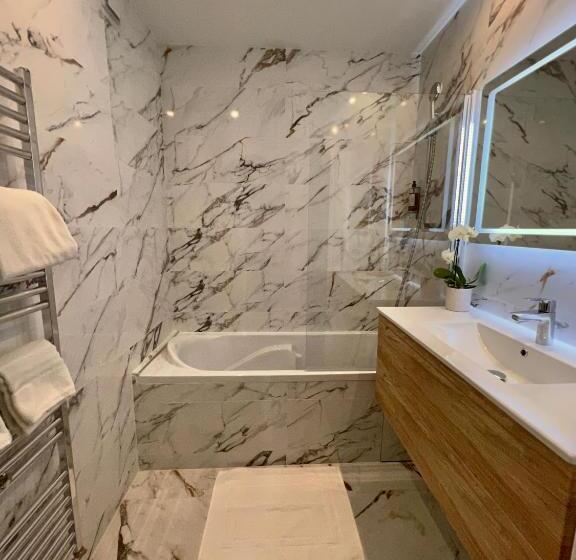 高级大房间, Le Concorde