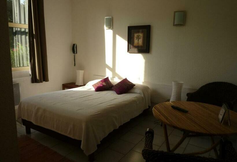 חדר סטנדרט, Les Bellugues