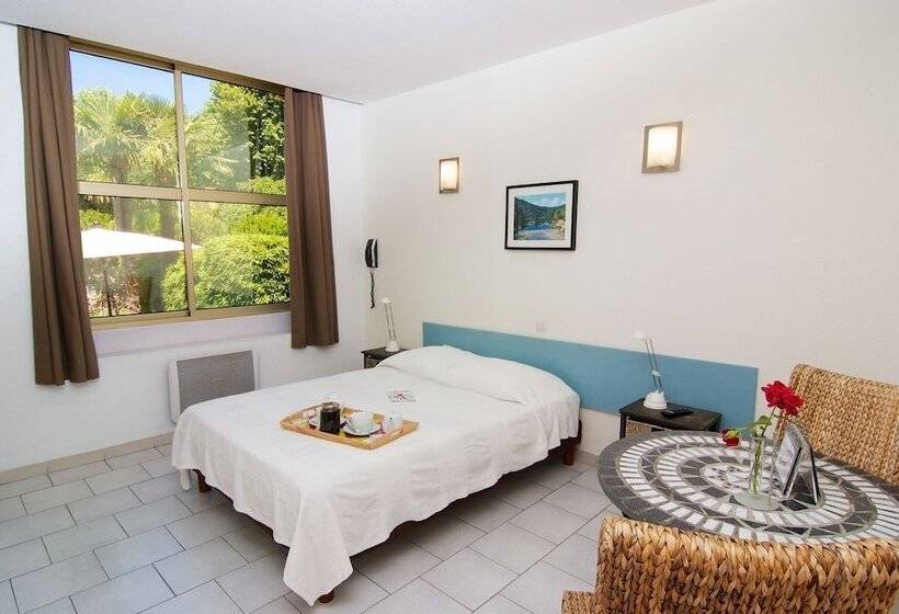 חדר סטנדרט, Les Bellugues