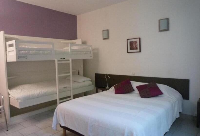 חדר משפחתי, Les Bellugues