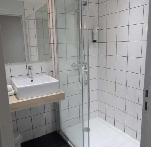 Номер Стандарт 2 Двуспальные Кровати, Le Broceliande   Sure Hotel Collection By Best Western