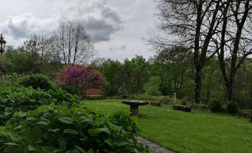 Люкс, Manoir Xv Domaine De Peyrafort