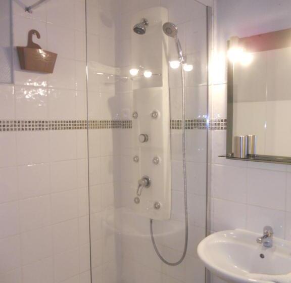 Номер Deluxe, Manoir Xv Domaine De Peyrafort