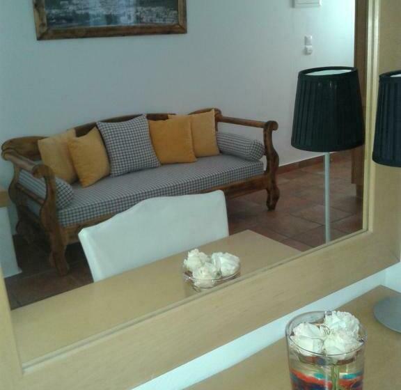 海景套房, Maryo Village