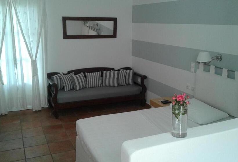 豪华海景房, Maryo Village