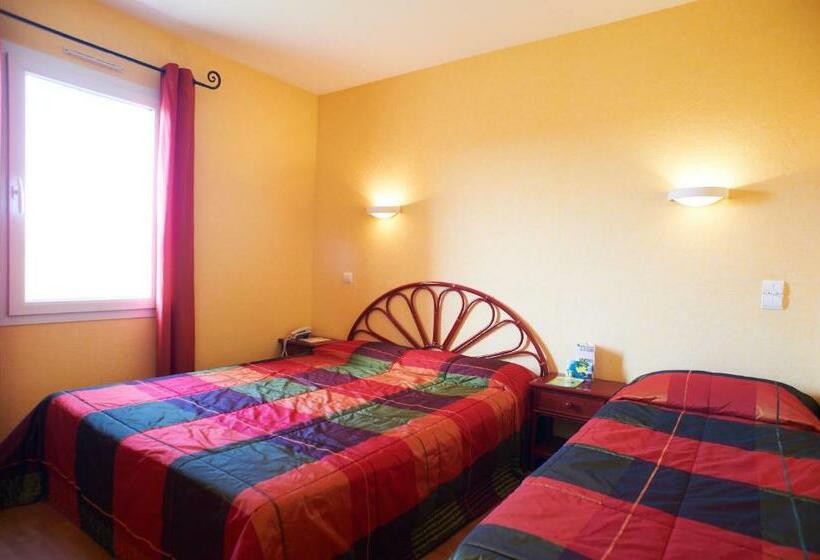 スタンダードトリプルルーム, Relais De La Grange