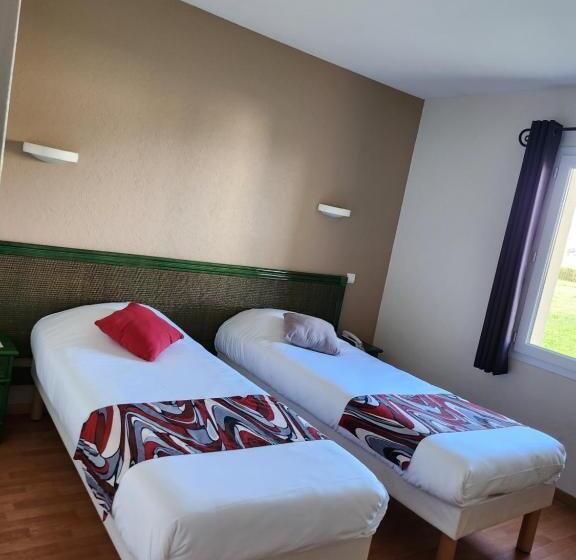 Номер Стандарт, Relais De La Grange