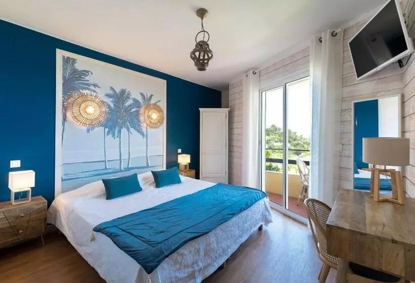 اتاق استاندارد با تراس و چشم‌انداز دریا, Cap Riviera Hotel & Restaurant Saint Aygulf