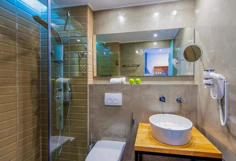 Студия Стандарт, Thalassokipos