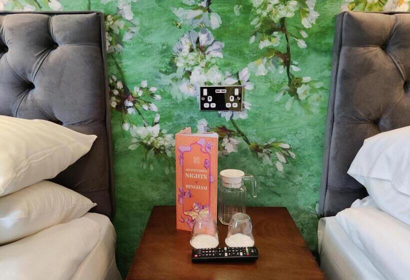 غرفة قياسية لذوى الاحتياجات الخاصة, The Bingham Townhouse