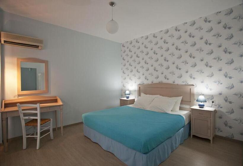 اتاق استاندارد سه نفره, Valente Perlia Rooms