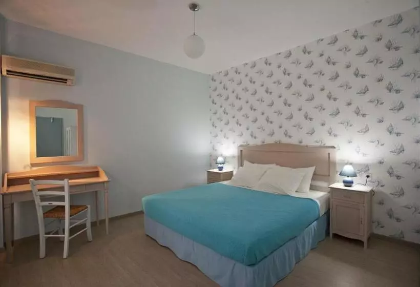 اتاق استاندارد سه نفره, Valente Perlia Rooms