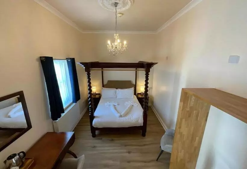 デラックススイート, Vernon Guesthouse