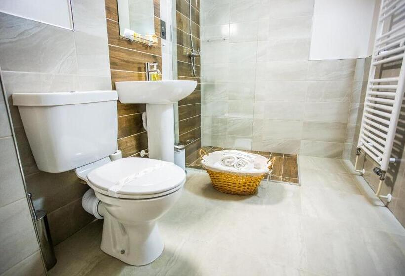 行政房间, The Duke Of Edinburgh Hotel & Bar