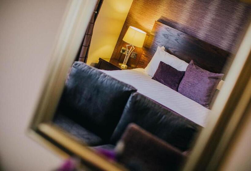 高级大房间, The Duke Of Edinburgh Hotel & Bar