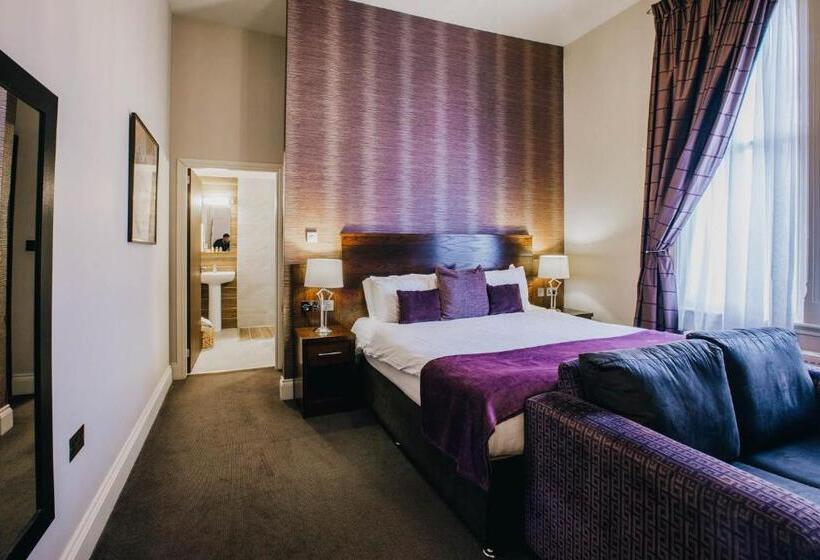 高级大房间, The Duke Of Edinburgh Hotel & Bar