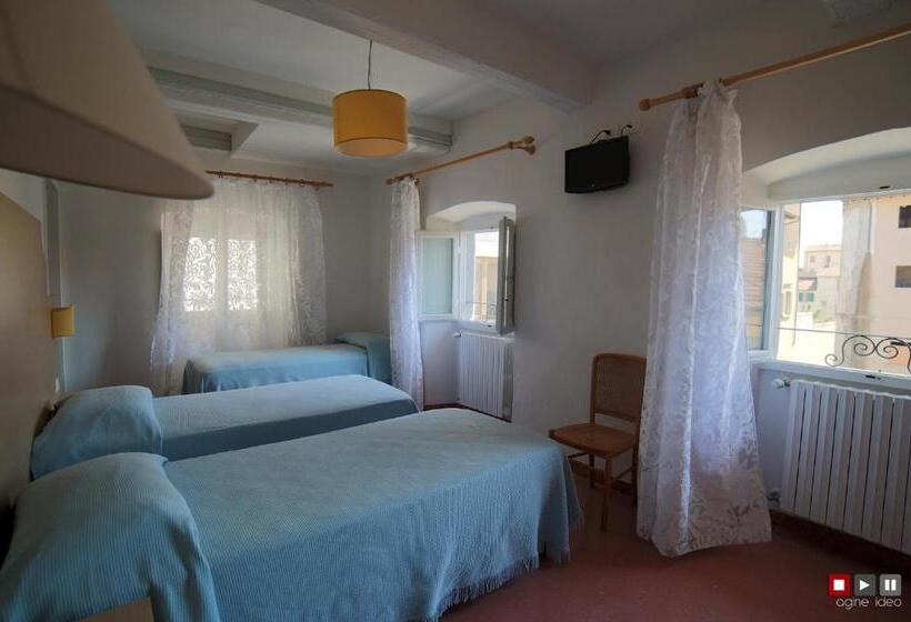 اتاق استاندارد سه نفره, Albergo Giugni