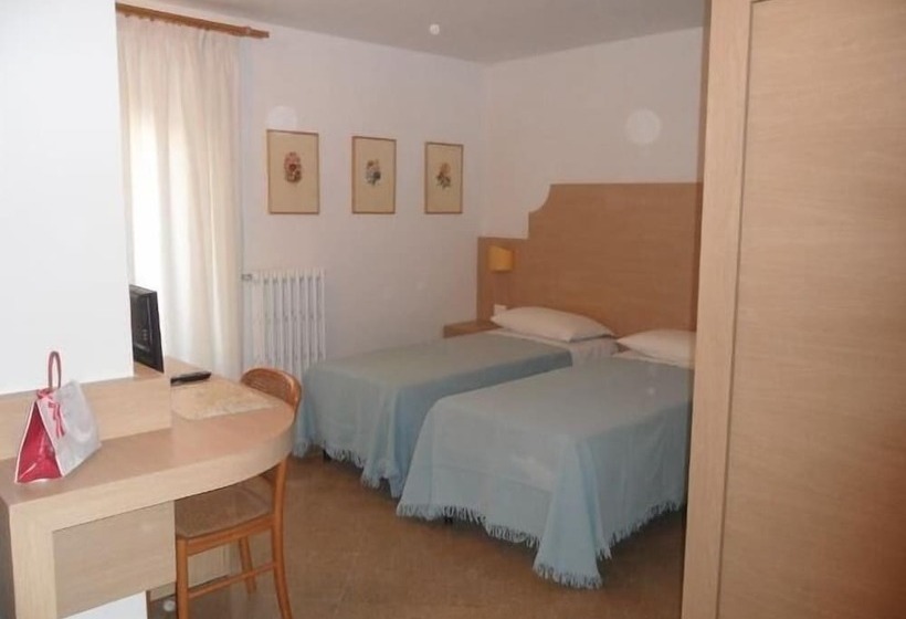 اتاق استاندارد, Albergo Giugni