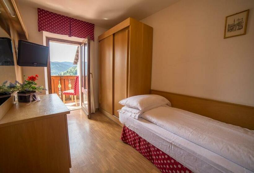 غرفة قياسية فردية, Due Spade