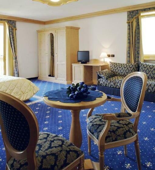 סוויטת ג'וניור, Almazzago