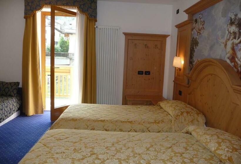 חדר קומפורט, Almazzago