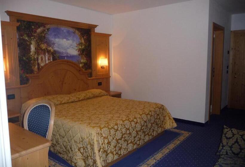 חדר קומפורט, Almazzago