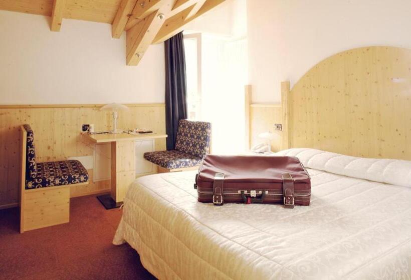 חדר סטנדרט יחיד, Almazzago