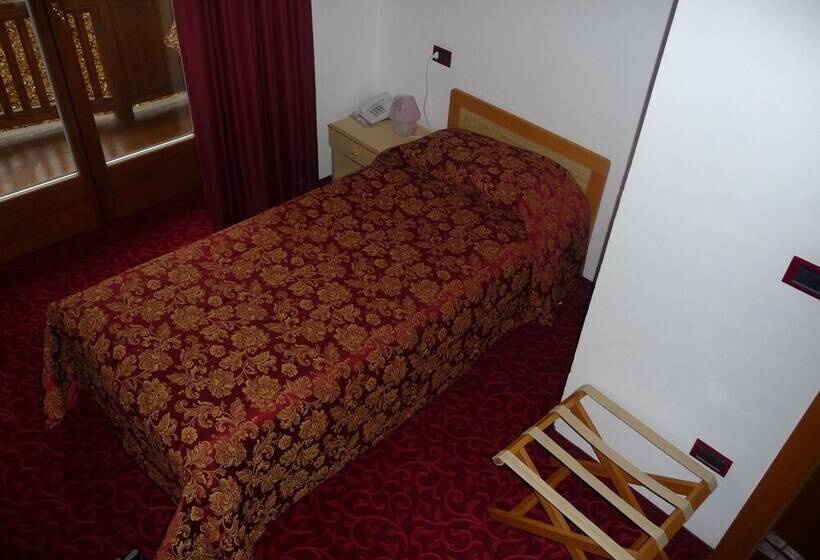 חדר סטנדרט יחיד, Almazzago