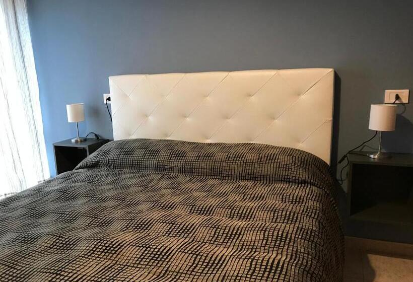 标准间, B&b New Triscele