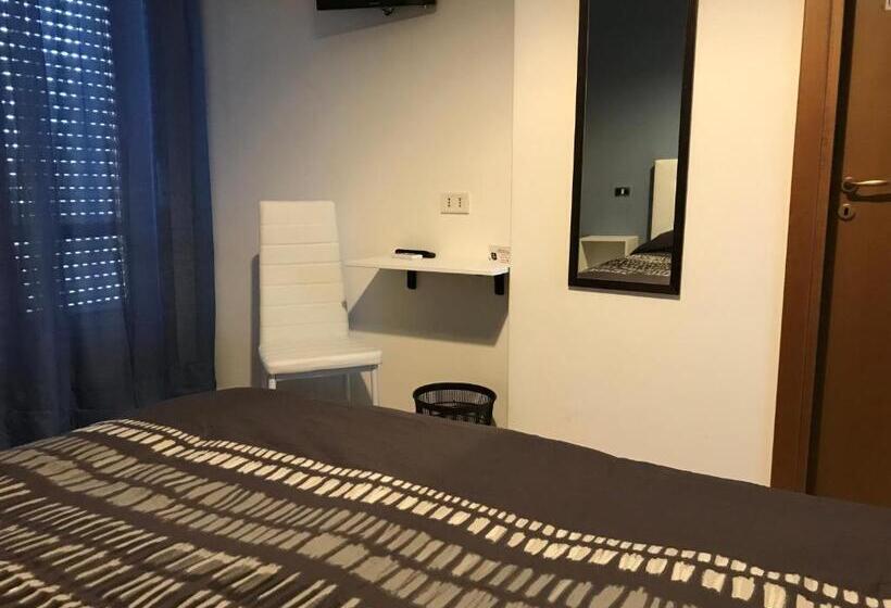 スタンダード4人部屋, B&b New Triscele