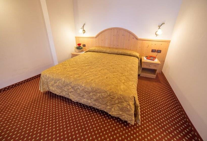 Quarto Familiar, Bertoldi