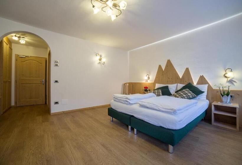 Quarto Familiar, Bertoldi
