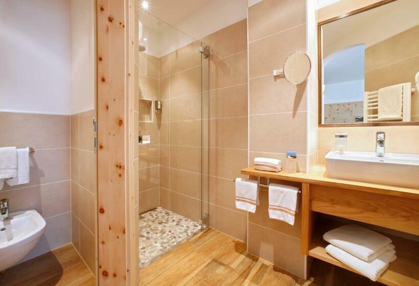 Balkonlu Standart Oda, Edda