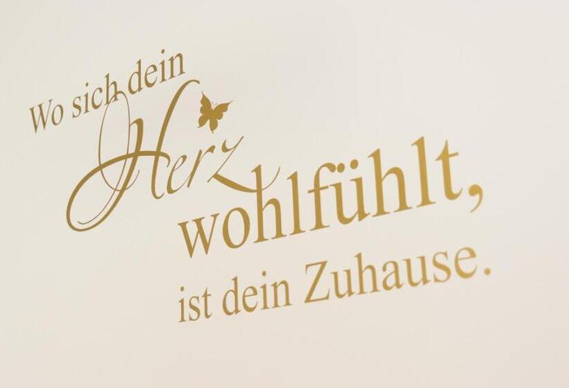 豪华套房, Fichtenwald Ihr Boutique I Glück`s