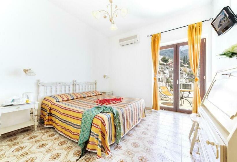 غرفة قياسية مطلّة علي البحر, Florida Residence