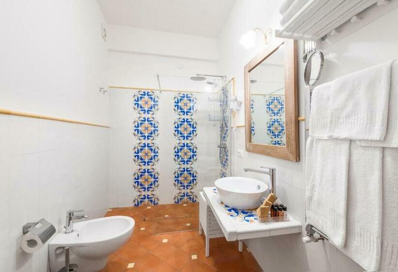 Triple Room Sea View, Florida Residence