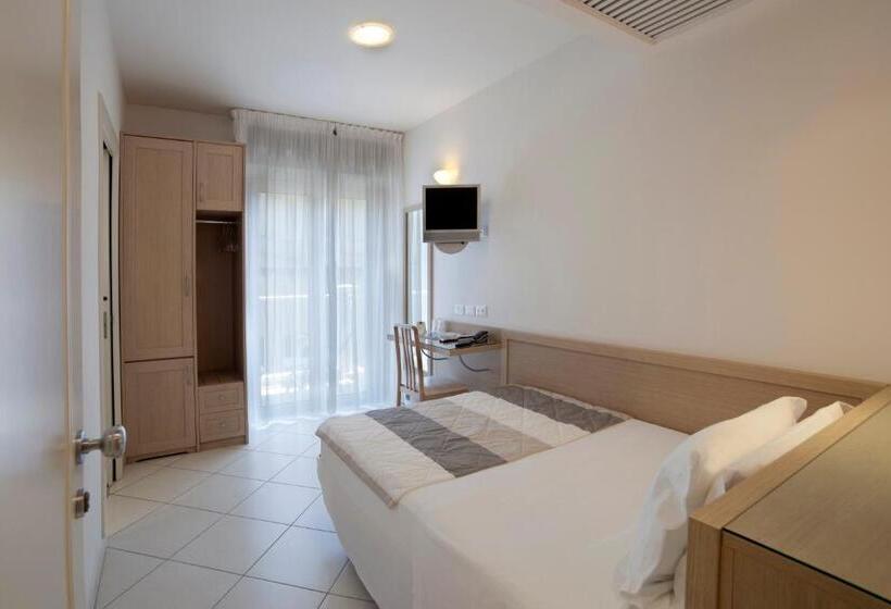Quarto Estandar Individual, Gala