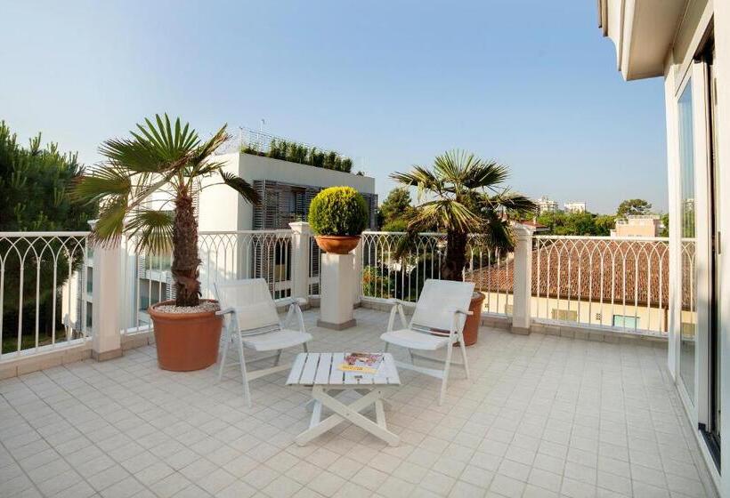 ペントハウススイート, Gala