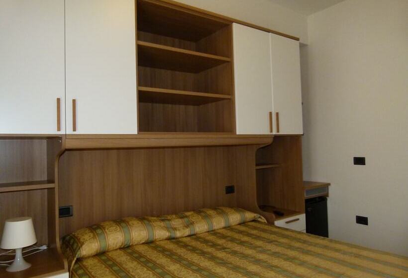 חדר סטנדרט נוף לים, Ideal Sottomarina