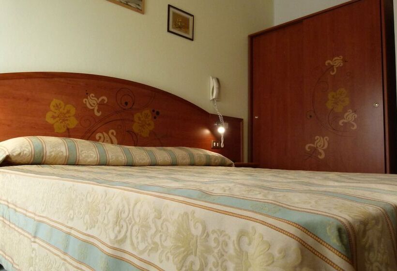 חדר סטנדרט נוף לים, Ideal Sottomarina