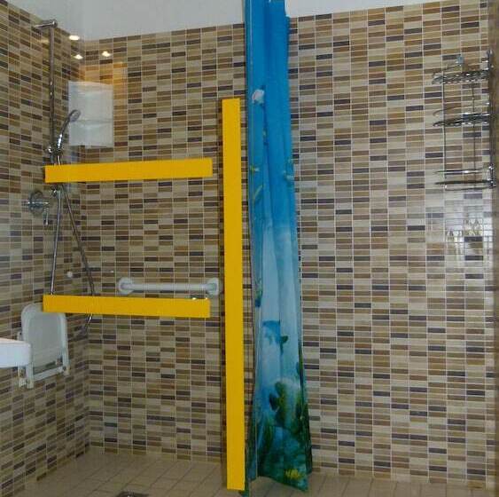 חדר סטנדרט לשלושה, Ideal Sottomarina