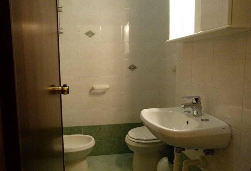 חדר סטנדרט נוף לים, Ideal Sottomarina