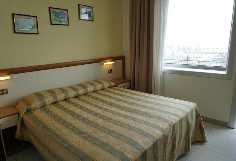 חדר סטנדרט נוף לים, Ideal Sottomarina