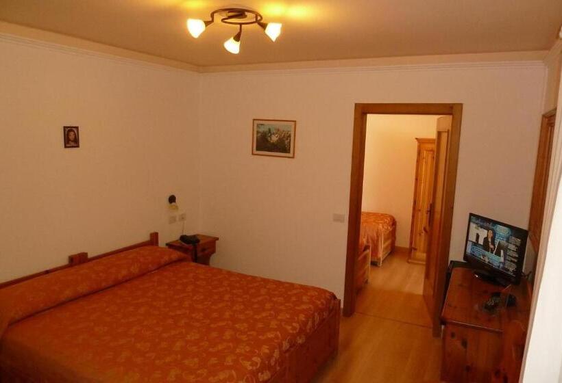 スタンダード4人部屋, Juventus