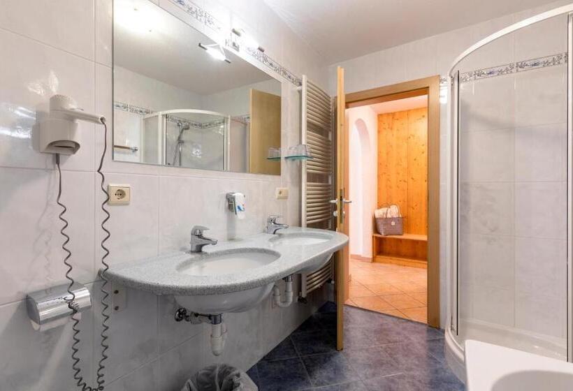 Апартаменты 2 Спальни с Террасой, Kronhof