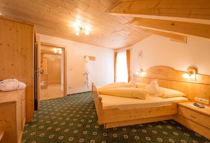 Апартаменты 1 Спальня с Балконом, Kronhof